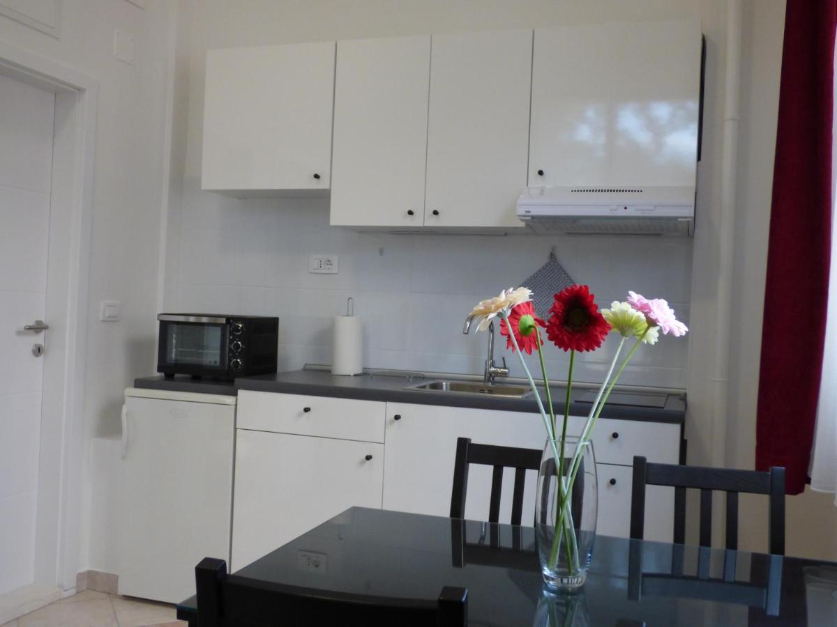 Apartman Mira สปลิท ภายนอก รูปภาพ